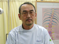 旭ヶ丘カイロ院腰痛専科院長-片山彰