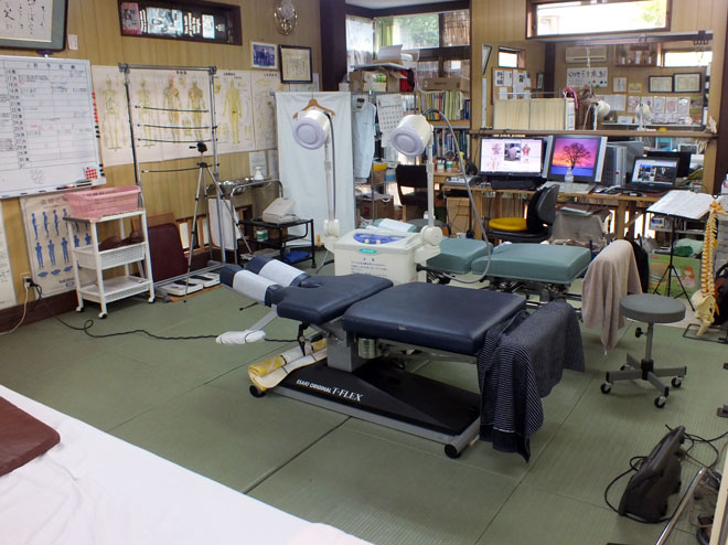 旭ヶ丘カイロ院_施術ルーム