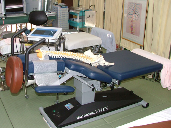 骨盤矯正ドロップテーブル